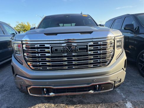 Used 2025 GMC Sierra 1500 Denali w/ Technology Package image 2