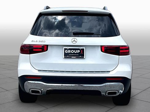 Used 2025 Mercedes-Benz GLB 250 image 5