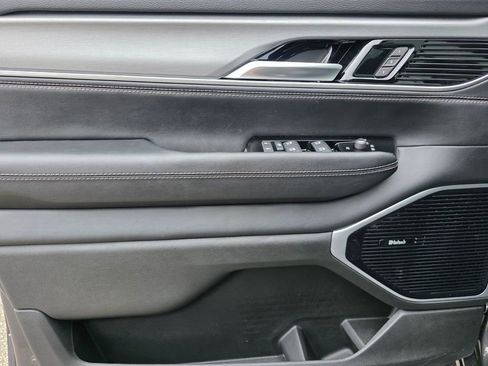 New 2026 Jeep Grand Wagoneer Limited AWD/4WD image 16