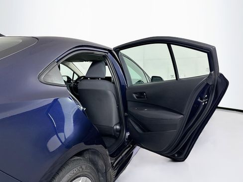 Used 2024 Toyota Corolla LE FWD image 27
