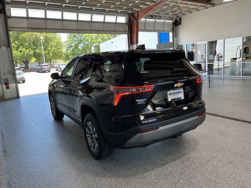 New 2026 Chevrolet Equinox LT FWD image 6