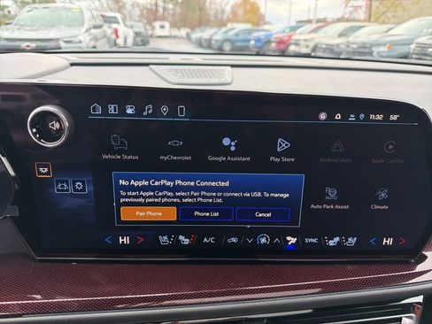 New 2026 Chevrolet Traverse RS w/ LPO, Floor Liner Package image 14