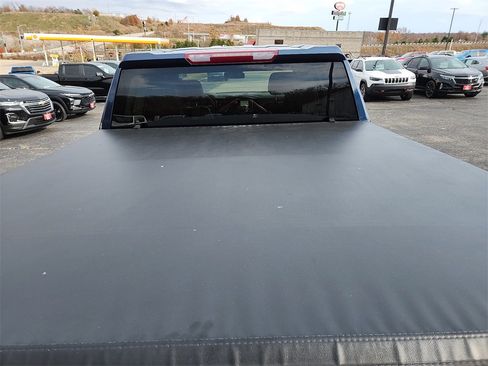 Used 2022 Chevrolet Silverado 1500 LTZ image 8