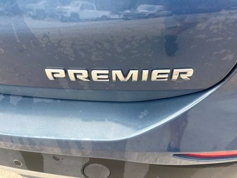 Used 2024 Chevrolet Equinox Premier FWD image 6