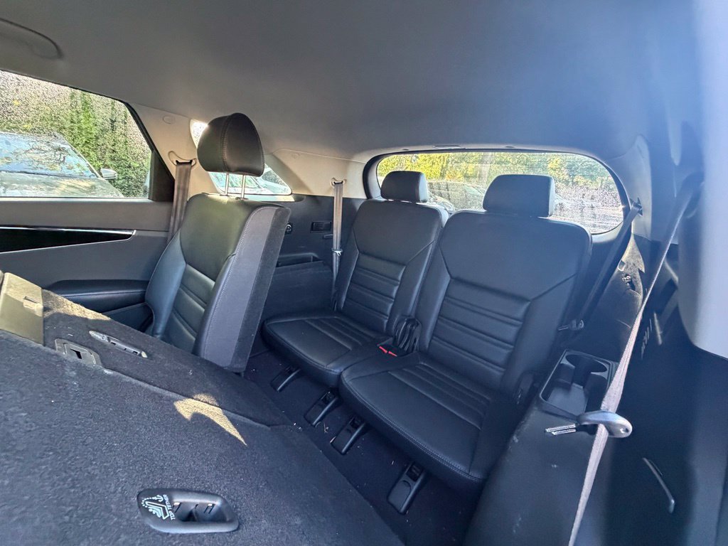 Used 2019 Kia Sorento EX AWD/4WD image 5