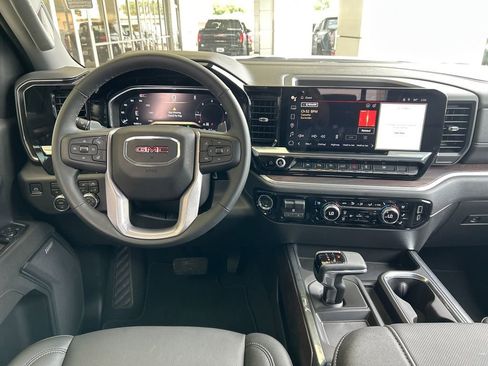 Used 2026 GMC Sierra 1500 SLT AWD/4WD image 14