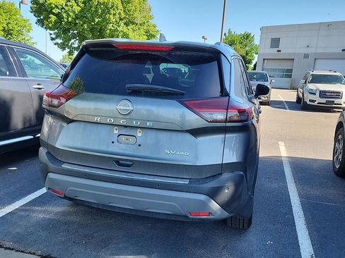 Used 2022 Nissan Rogue SV w/ SV Premium Package AWD/4WD image 2