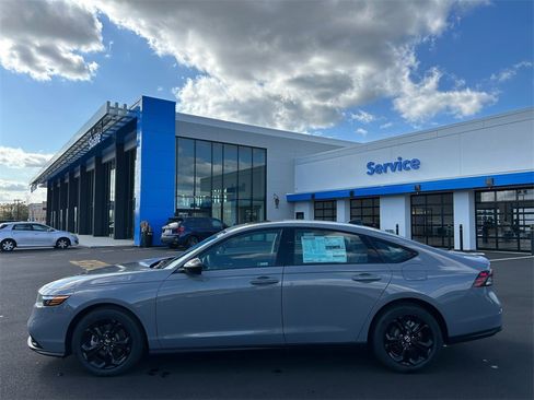 New 2025 Honda Accord SE image 29