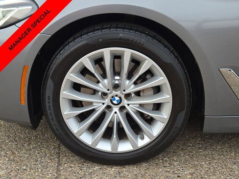 Used 2023 BMW 530i RWD image 11