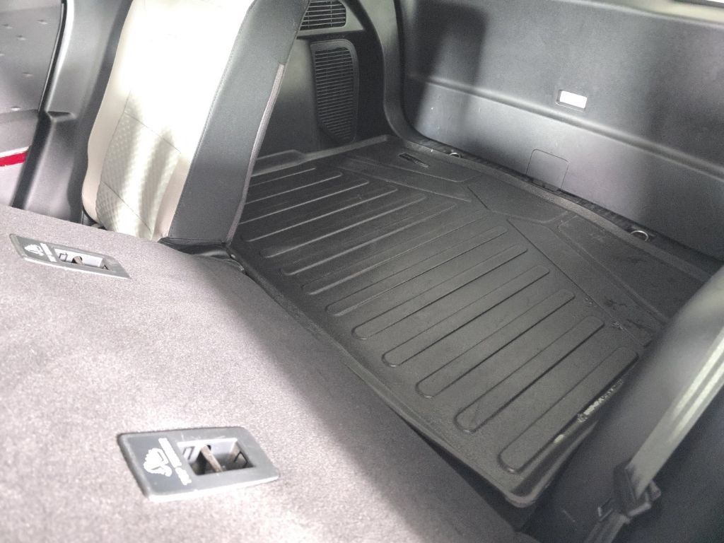 Used 2020 Ford Escape SE AWD/4WD image 28