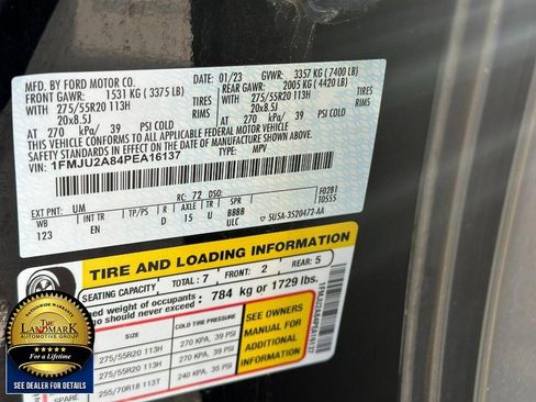 Used 2023 Ford Expedition Limited image 24