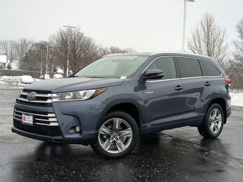 Certified 2019 Toyota Highlander Limited image 2
