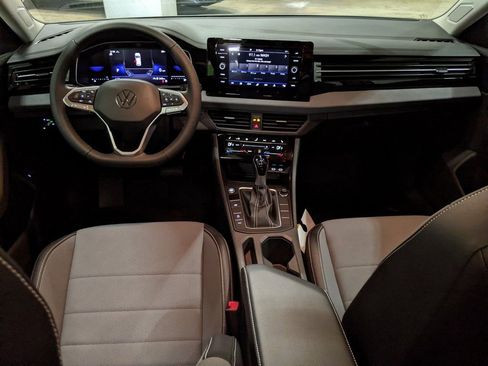 New 2026 Volkswagen Jetta SE FWD image 13
