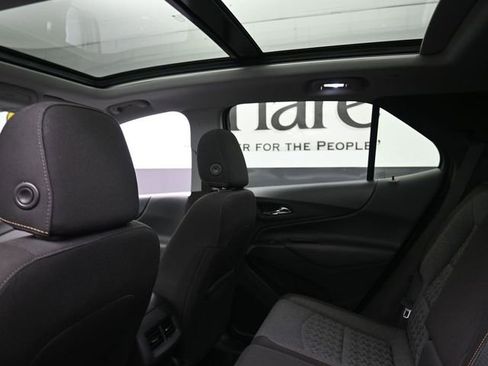 Used 2024 Chevrolet Equinox LT image 23