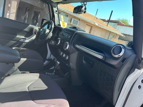 Used 2013 Jeep Wrangler Sahara w/ Dual Top Group AWD/4WD image 25