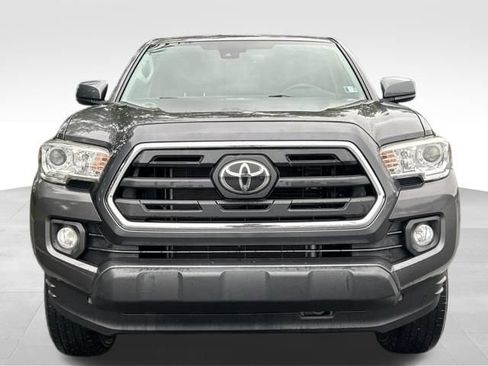Used 2019 Toyota Tacoma SR5 AWD/4WD image 7