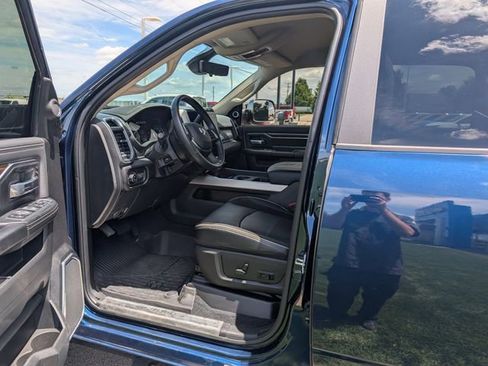 Used 2022 RAM 3500 Laramie AWD/4WD image 11