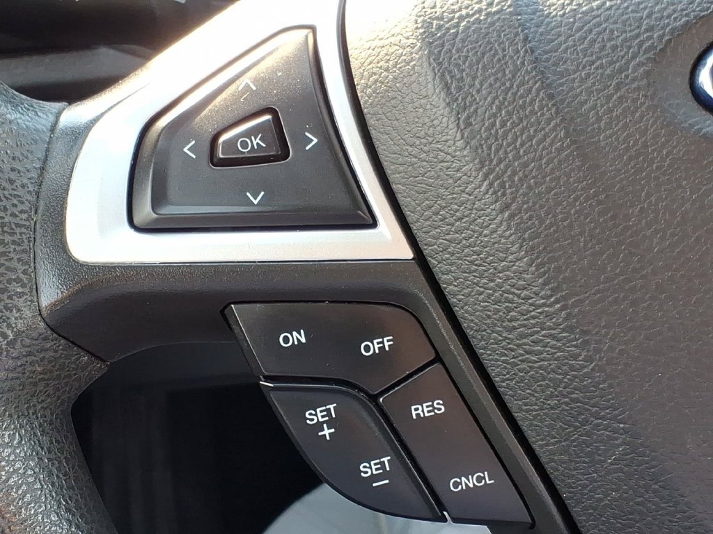 Used 2014 Ford Fusion SE FWD image 21