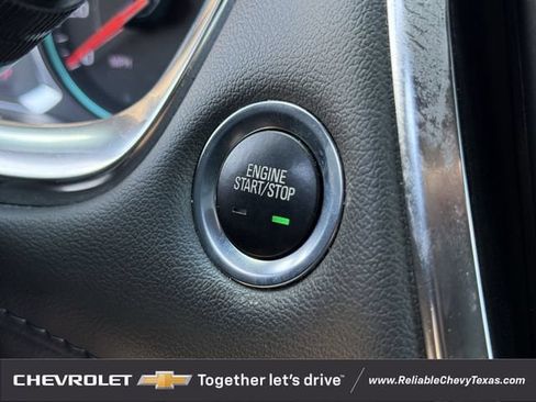 Used 2023 Chevrolet Traverse LT FWD image 26