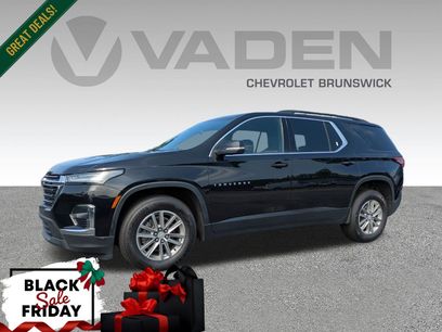 Used 2022 Chevrolet Traverse LT
