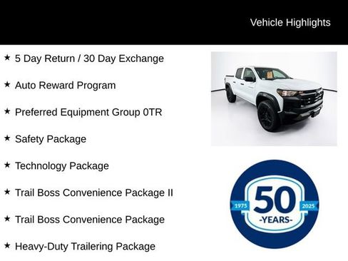 Used 2024 Chevrolet Colorado Trail Boss w/ Technology Package AWD/4WD image 8
