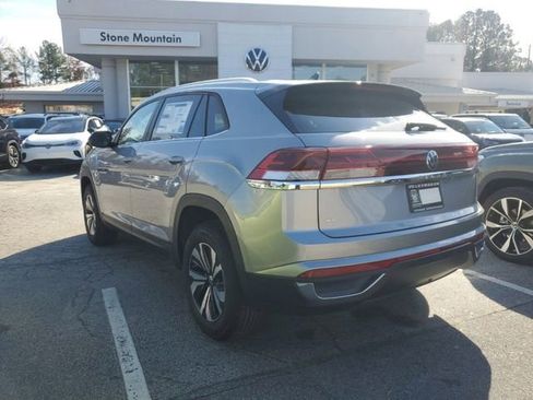 New 2026 Volkswagen Atlas Cross Sport SE image 12