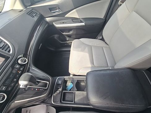 Used 2016 Honda CR-V Touring image 23