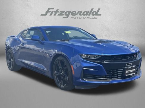 Used 2019 Chevrolet Camaro SS RWD image 1