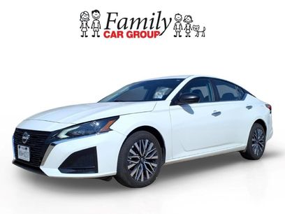 Used 2025 Nissan Altima 2.5 SV