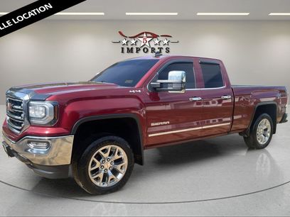 Used 2017 GMC Sierra 1500 SLT w/ SLT Premium Package