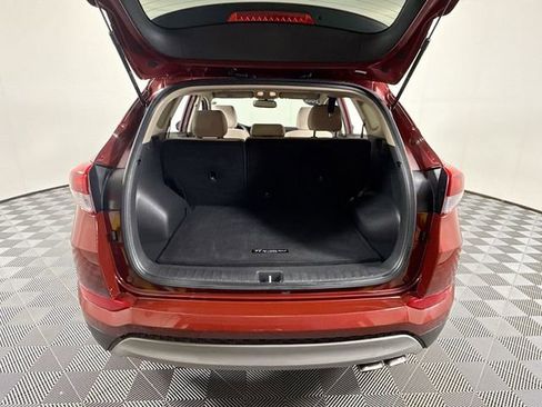 Used 2018 Hyundai Tucson Sport image 34