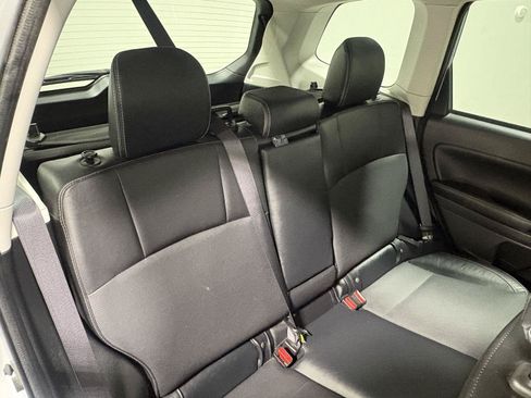 Used 2018 Subaru Forester 2.5i Limited AWD/4WD image 10
