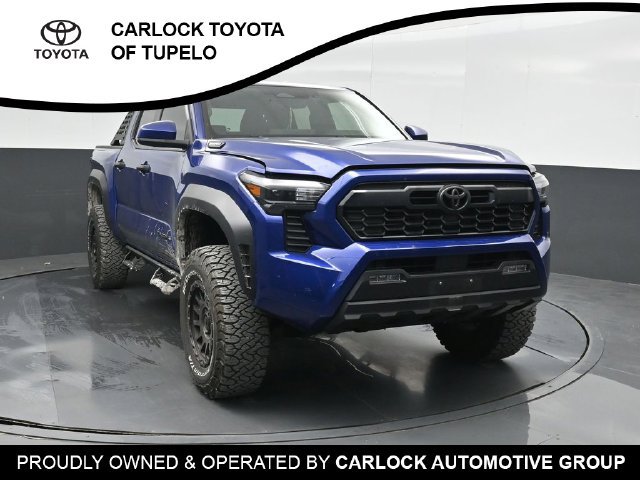 Used 2025 Toyota Tacoma TRD Off-Road AWD/4WD image 7