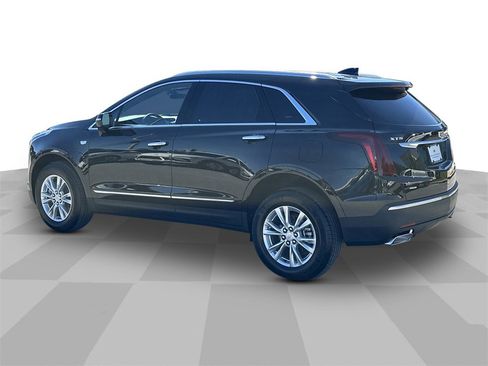 New 2026 Cadillac XT5 Luxury image 8