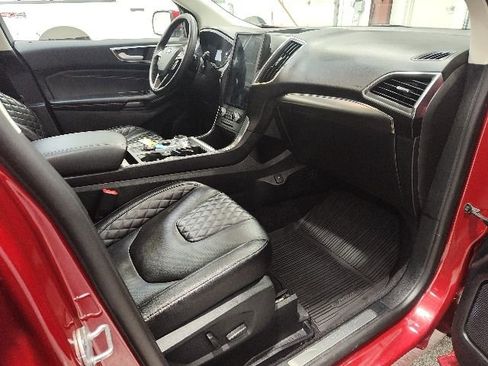 Used 2024 Ford Edge Titanium w/ Equipment Group 301A image 21