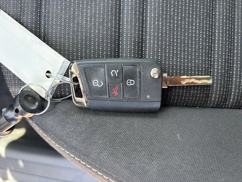 Certified 2024 Volkswagen Tiguan S AWD/4WD image 29