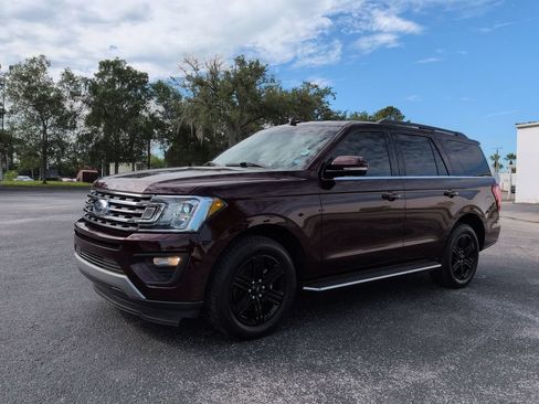 Used 2020 Ford Expedition XLT w/ Equipment Group 202A RWD image 8