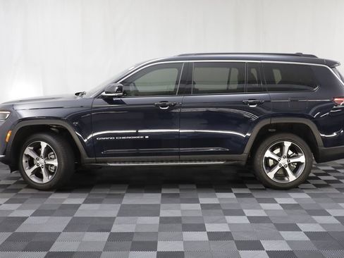 Used 2024 Jeep Grand Cherokee L Limited w/ Luxury Tech Group II AWD/4WD image 4