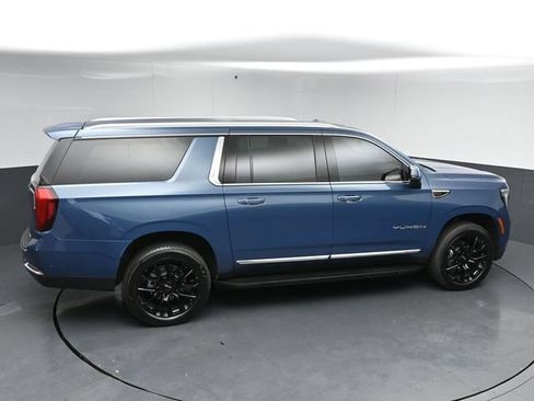 Used 2026 GMC Yukon XL Elevation w/ Elevation Premium Package AWD/4WD image 48