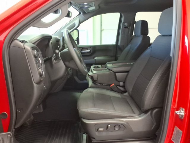 Used 2025 Chevrolet Silverado 2500 Custom w/ Custom Value Package AWD/4WD image 13