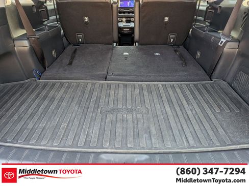 Certified 2024 Toyota Grand Highlander AWD image 32