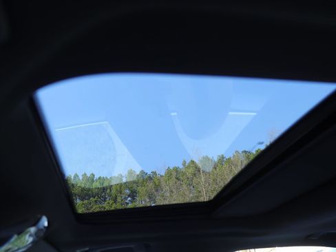 Used 2025 BMW 530i image 21