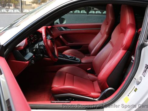 Used 2022 Porsche 911 Carrera 4S image 21