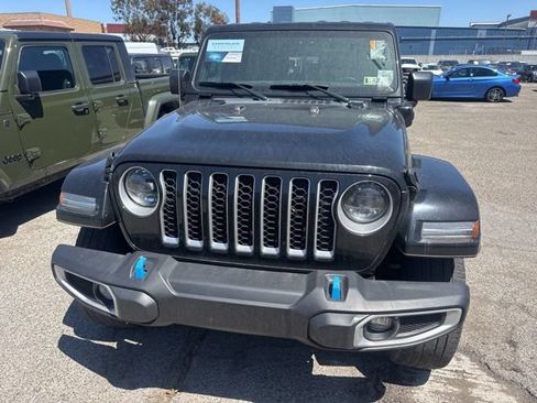 Used 2023 Jeep Wrangler Unlimited Sahara w/ Cold Weather Group AWD/4WD image 2