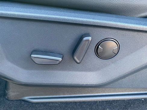 New 2026 Ford F350 Lariat w/ Chrome Package image 15