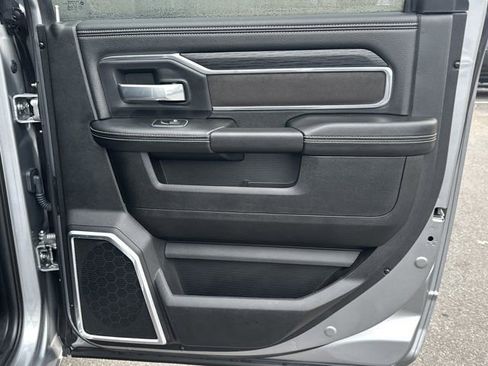 Used 2023 RAM 2500 Laramie w/ Night Edition image 20