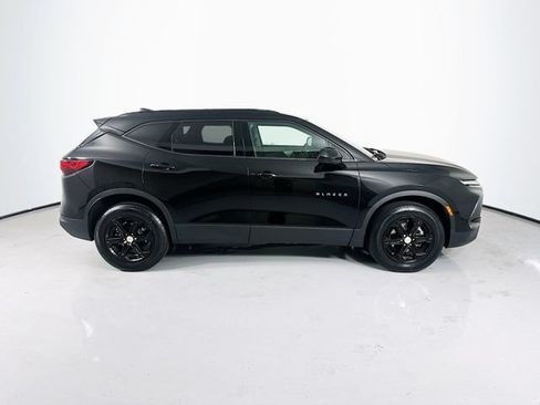 Used 2024 Chevrolet Blazer LT w/ Convenience Package FWD image 10