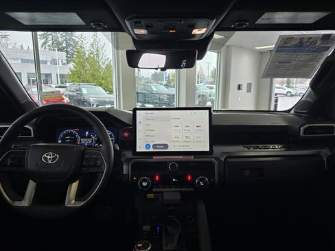 Used 2024 Toyota Tacoma TRD Off-Road w/ TRD Off Road Premium Package image 23