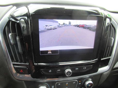 Used 2022 Chevrolet Traverse LT w/ LPO, Floor Liner Package AWD/4WD image 30