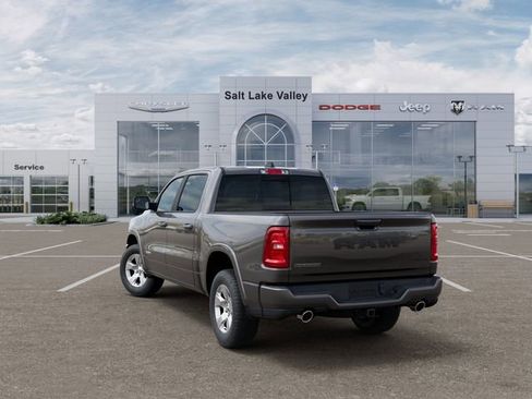 New 2026 RAM 1500 Big Horn AWD/4WD image 3